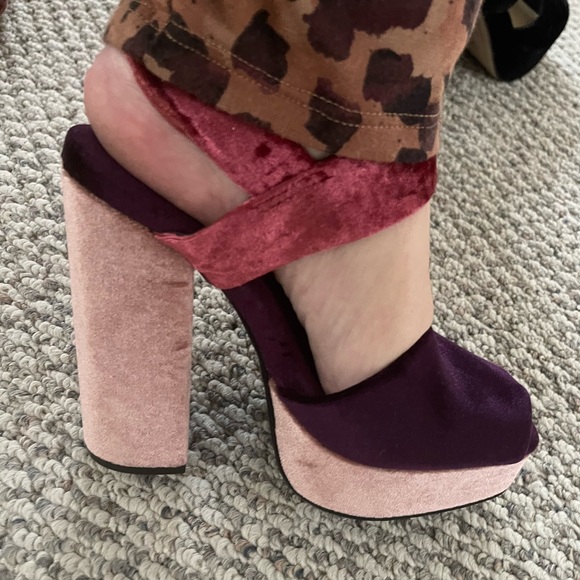 Jeffrey Campbell pink and purple velvet platforms - Picture 9 of 10